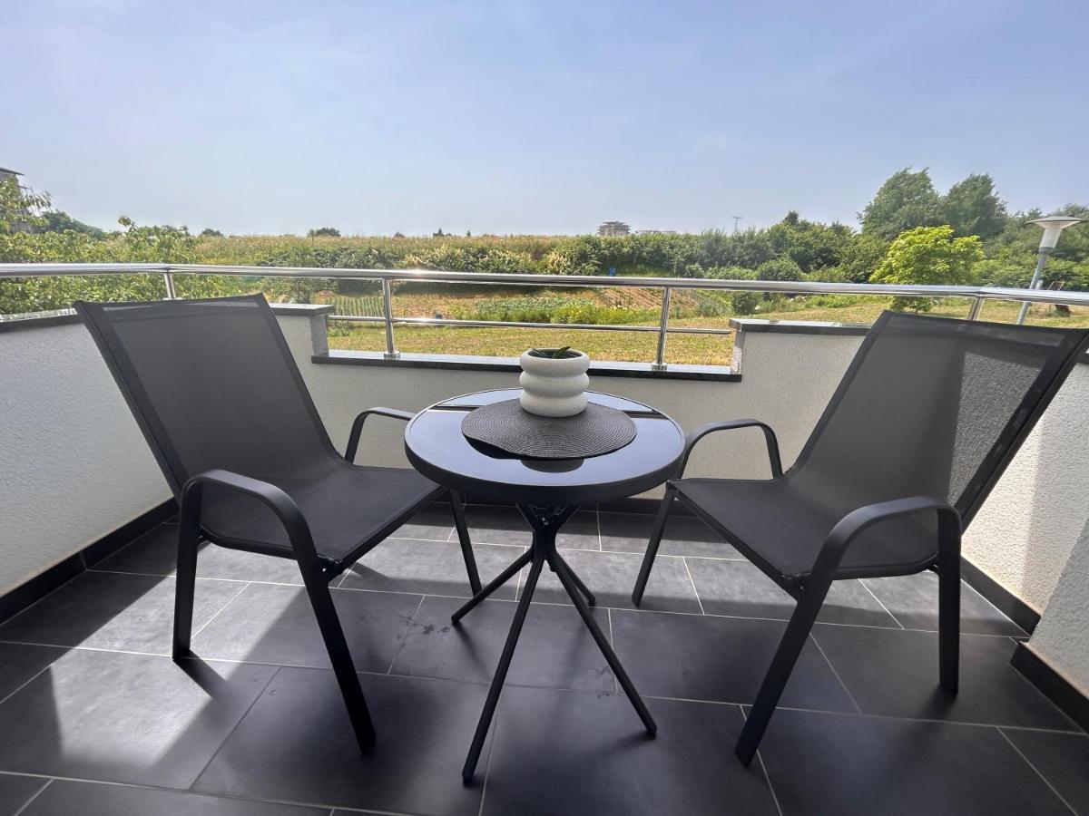 Apartmani Ana&Vesna カルロヴァッツ エクステリア 写真
