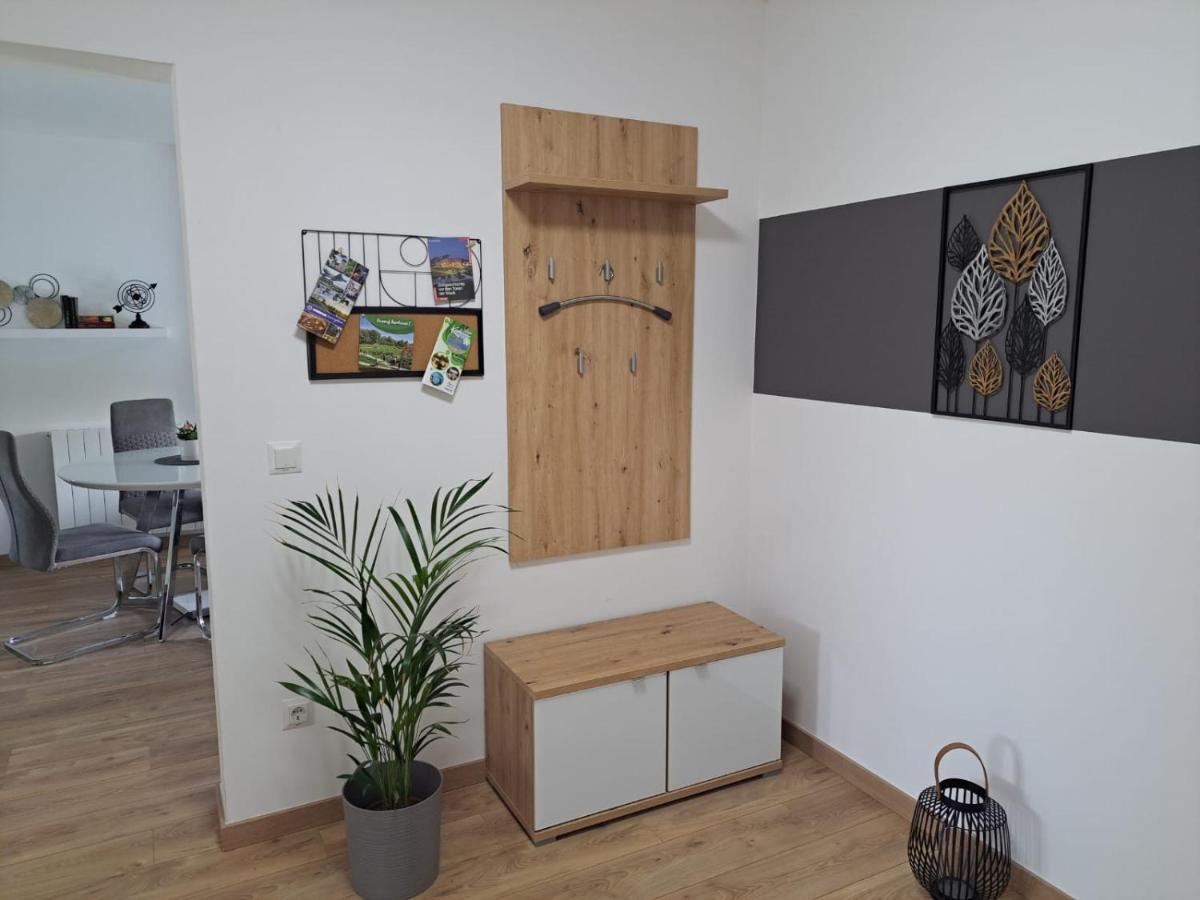 Apartmani Ana&Vesna カルロヴァッツ エクステリア 写真